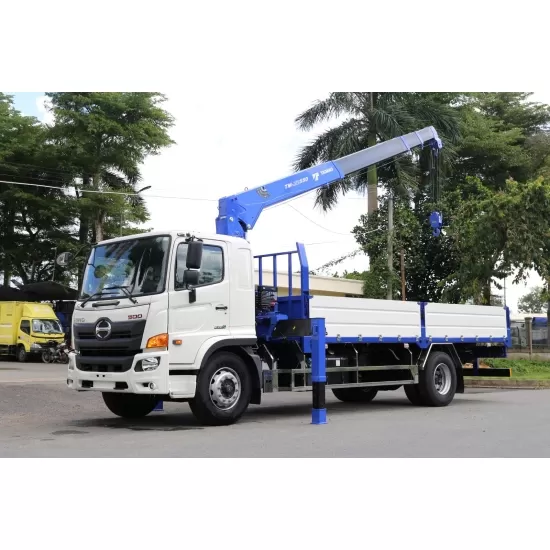Xe tải Hino 8 tấn FG8JP8A lắp cẩu 5 tấn 4 đoạn