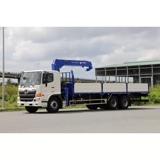 Hino FL8JT8A 15 tấn gắn cẩu 3 tấn 4 đoạn