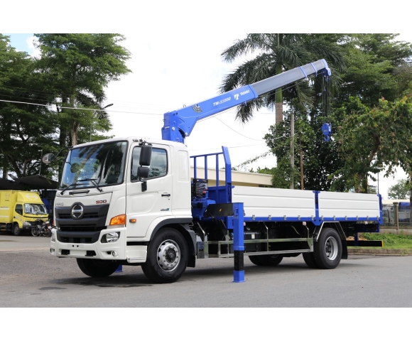 Xe tải Hino 8 tấn FG8JP8A lắp cẩu 5 tấn 4 đoạn