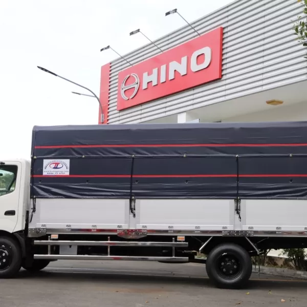 Hino XZU730 tải trọng 4,7 tấn