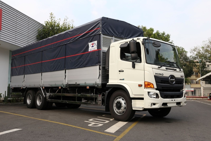 Hino FL8JW8A tải trọng 15 tấn