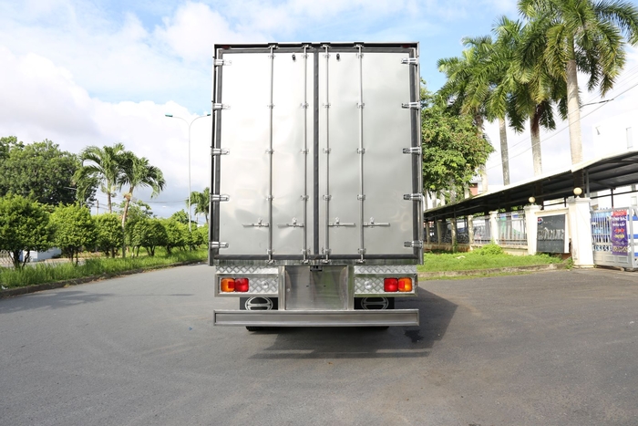 Ngoại thất và nội thất tiện nghi