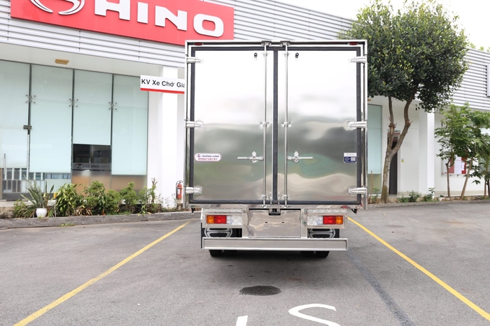 Phân phối hàng tiêu dùng