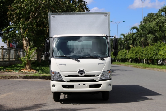 Động Cơ Mạnh Mẽ và Tiết Kiệm Nhiên Liệu