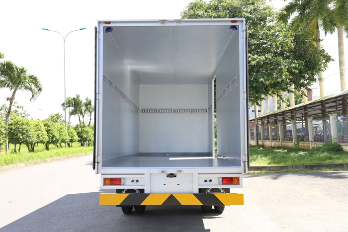 Động cơ mạnh mẽ và tiêu chuẩn Euro 5