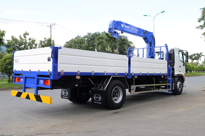 Chi tiết về Cần cẩu Tadano TM-ZE554MH 5 tấn 4 đoạn