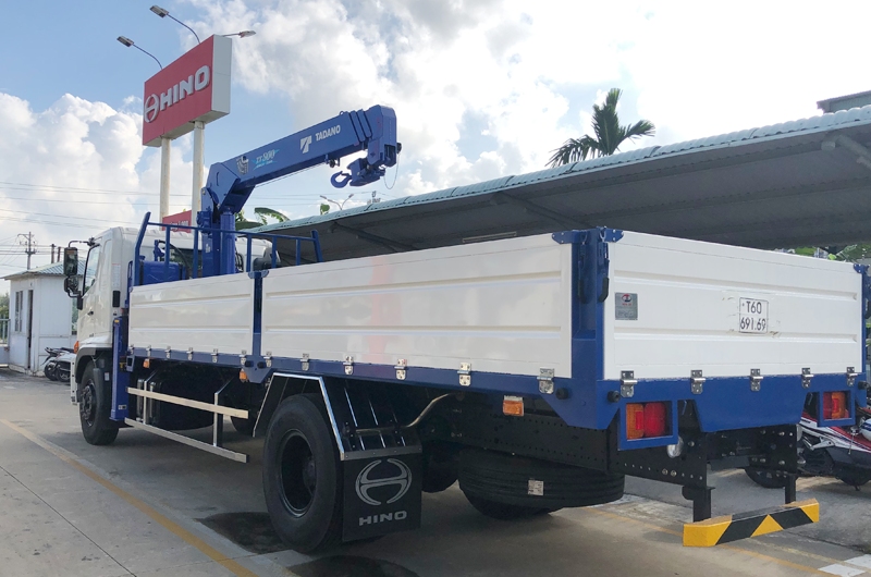 ỨNG DỤNG CỦA XE TẢI HINO FG8JP7A GẮN CẨU TADANO ZT504