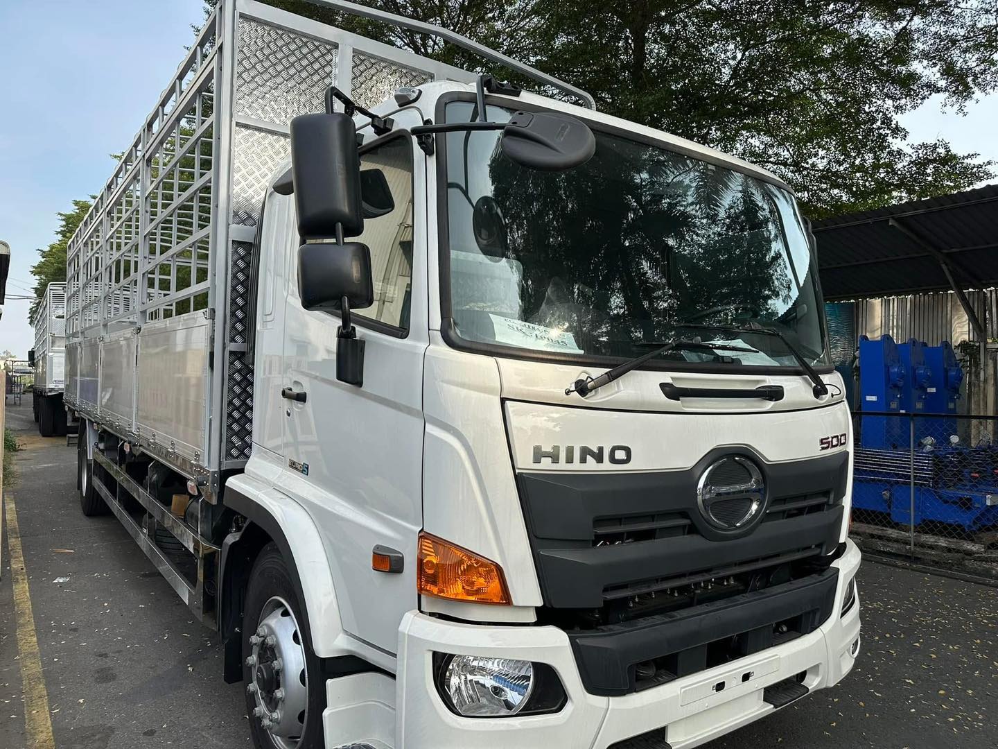 Bán xe HINO chính hãng tại miền Trung