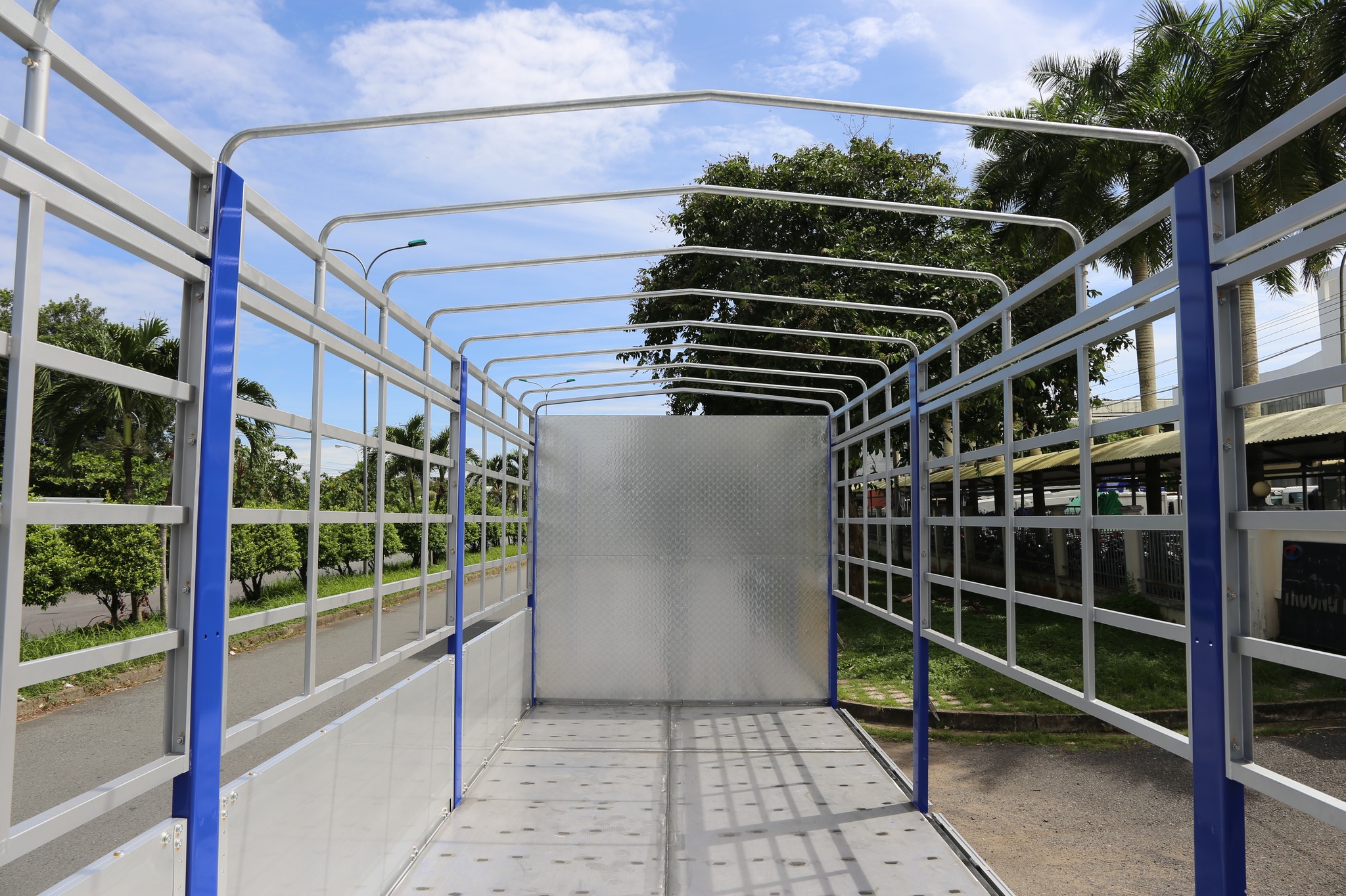 Mua xe bán tải miền Trung cho doanh nghiệp