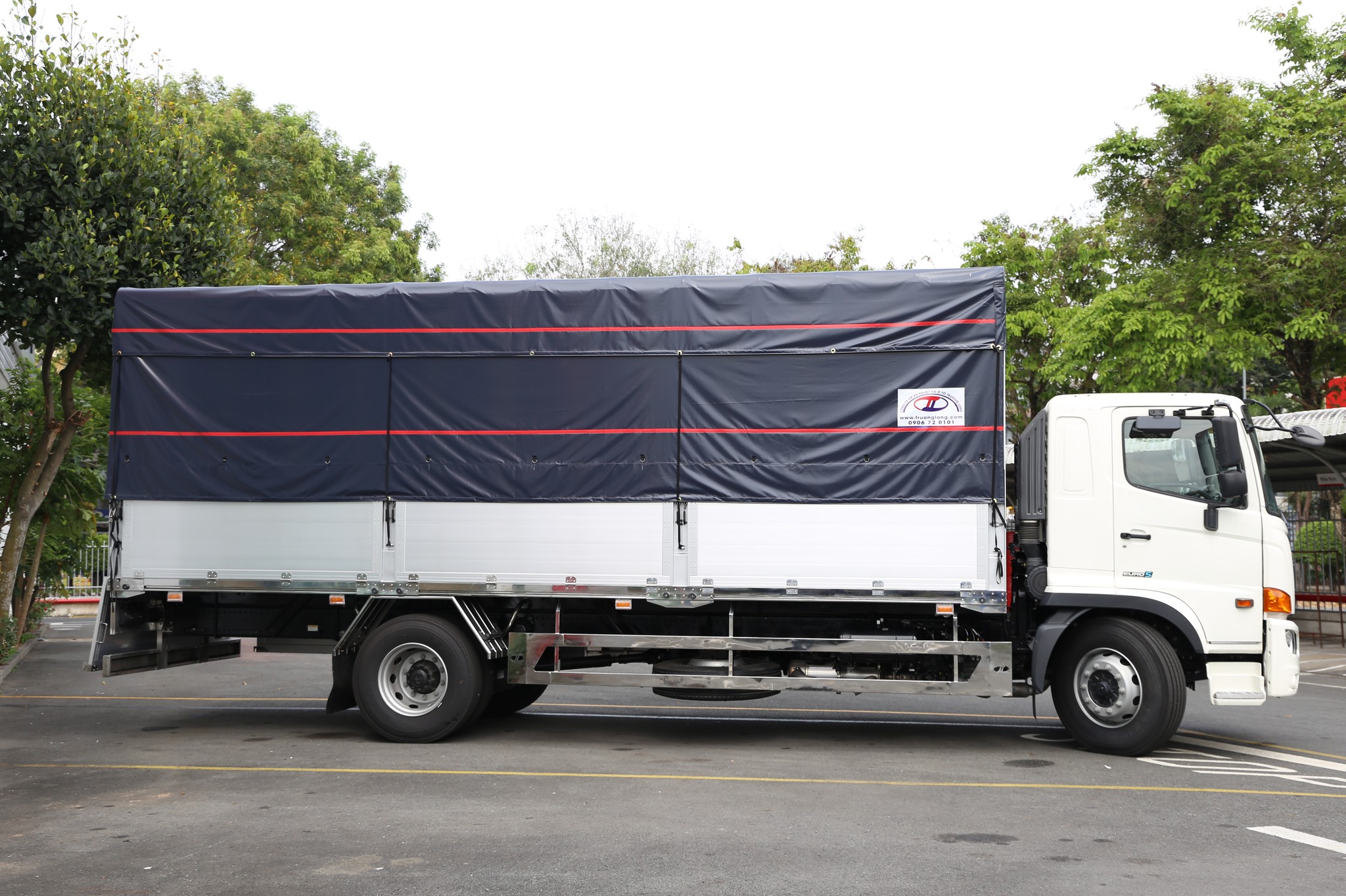 Mua xe bán tải miền Trung uy tín