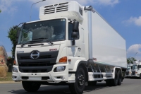 Xe tải thùng đông lạnh Hino FL8JW7A 15 tấn
